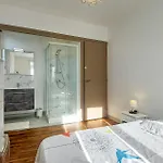 4 Bedroom Lovely Home In Royan *