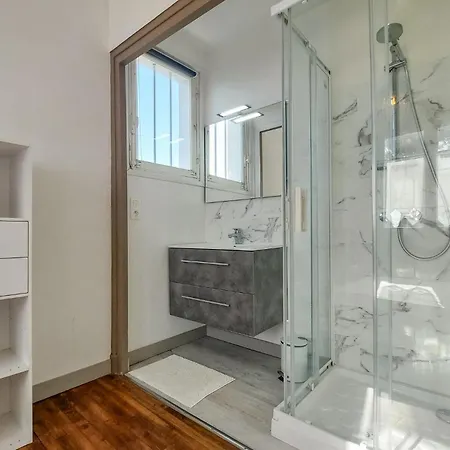 Prázdninový dům 4 Bedroom Amazing Home In Royan *