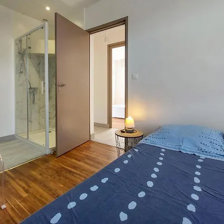 4 Bedroom Awesome In Σπίτι διακοπών